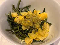 Grüner Bohnensalat mit Kartoffeln_d Grüner Bohnensalat mit Kartoffeln_d